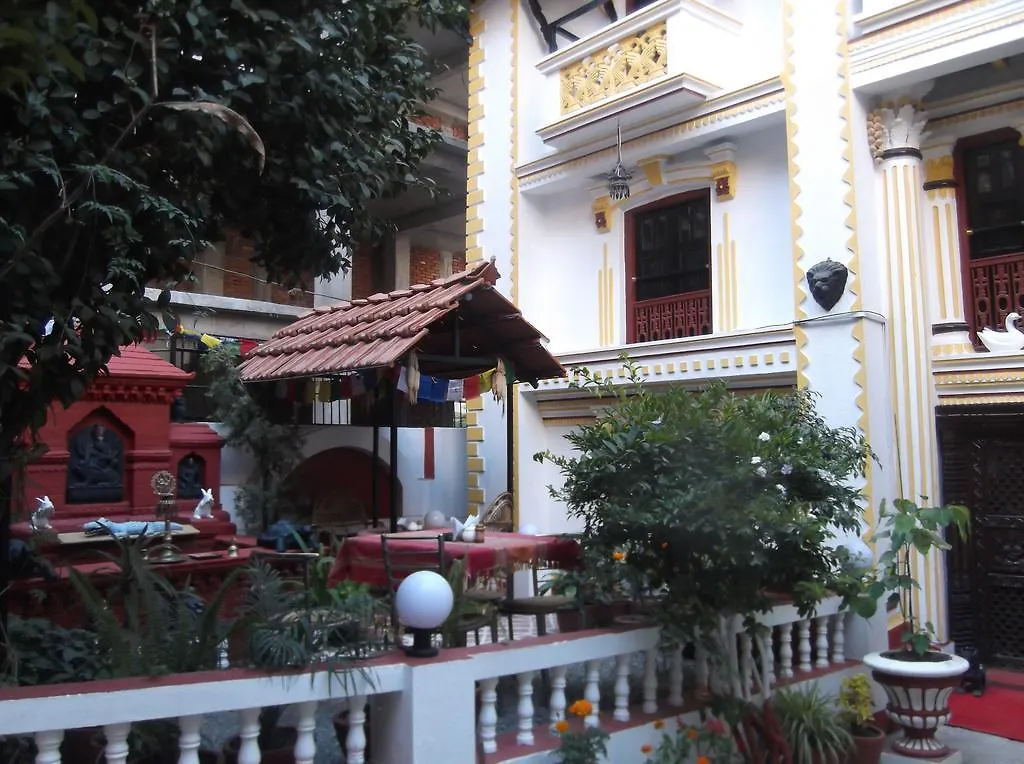 Kathmandu Boutique Hotel 2*,