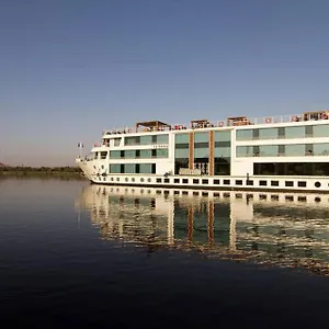 Le Fayan Nile Cruise: Weekly & Aswan Voyages Hotel Luxor