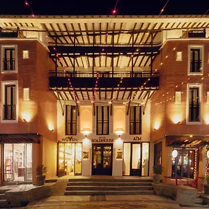 Roadhouse, Kathmandu- Contemporary Boutique Katmandou